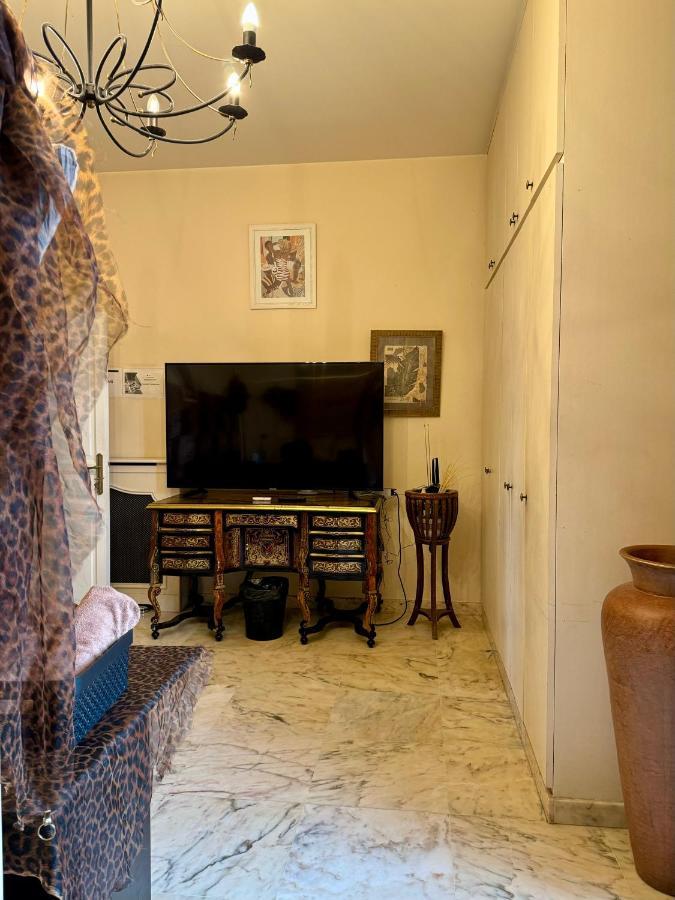La Demeure D'Iris Bed & Breakfast Bougival Екстериор снимка