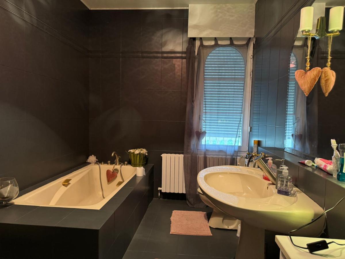 La Demeure D'Iris Bed & Breakfast Bougival Екстериор снимка