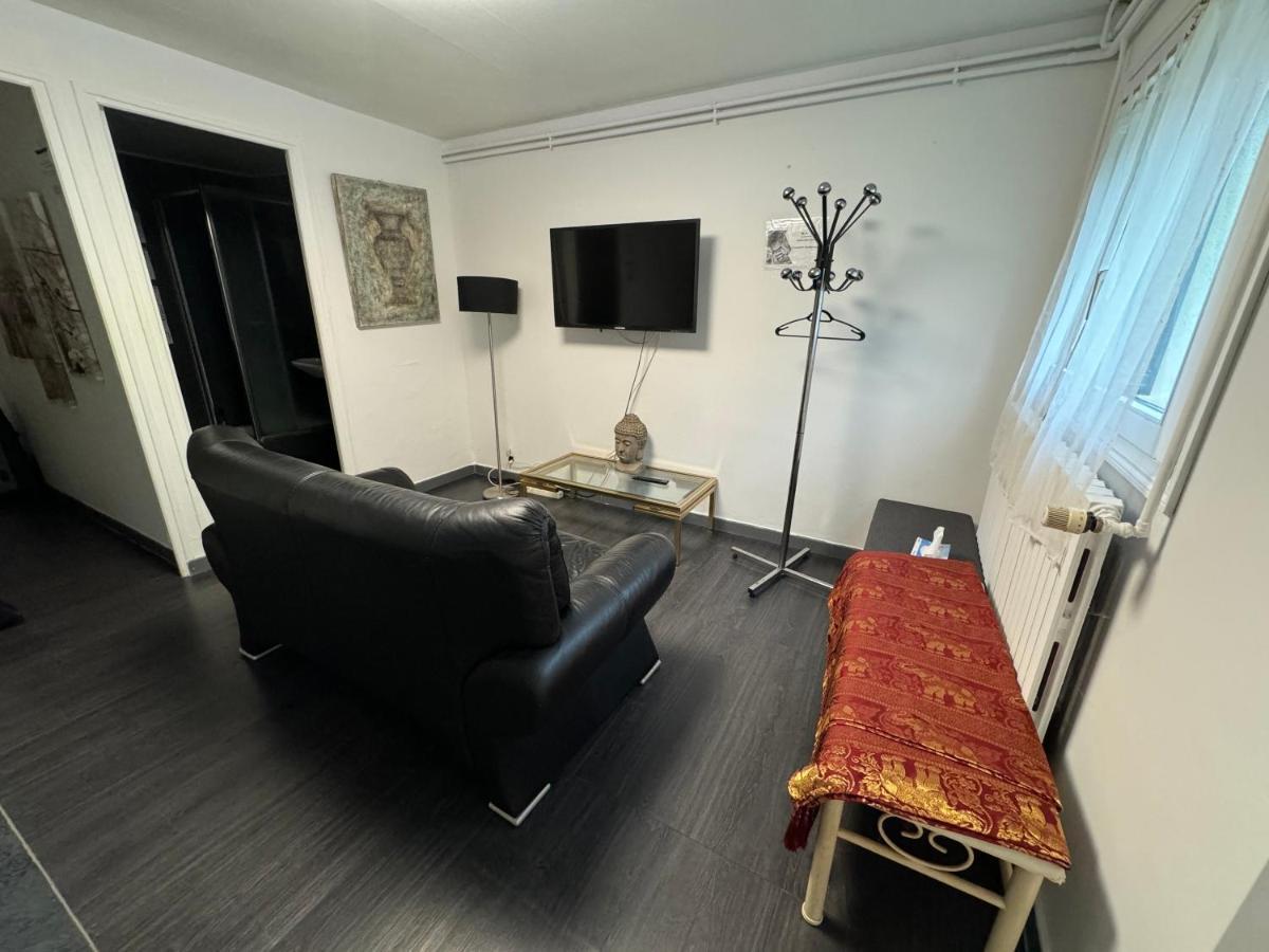 La Demeure D'Iris Bed & Breakfast Bougival Екстериор снимка