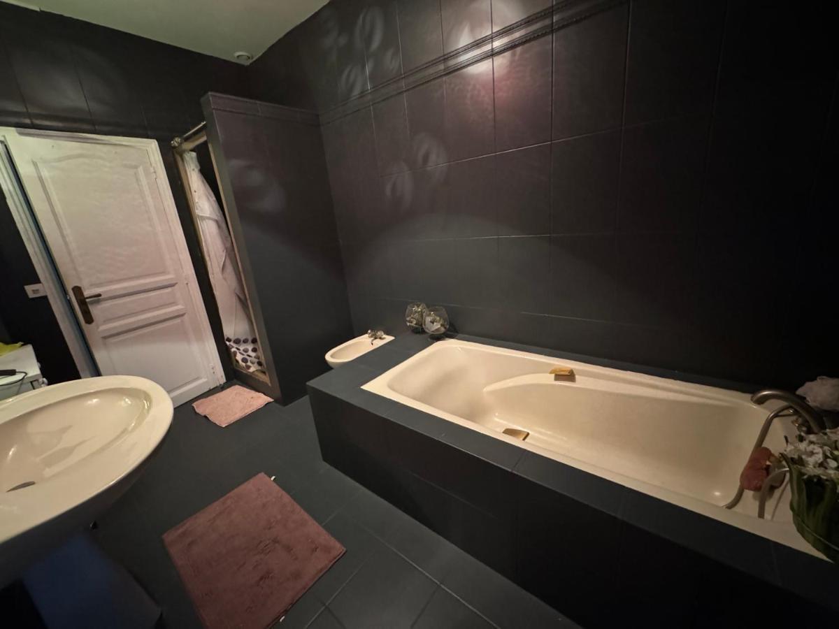 La Demeure D'Iris Bed & Breakfast Bougival Екстериор снимка
