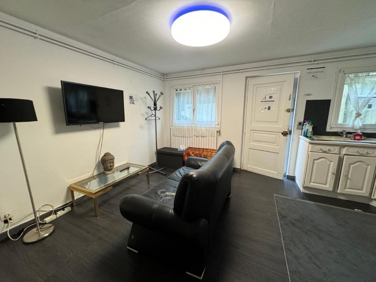 La Demeure D'Iris Bed & Breakfast Bougival Екстериор снимка